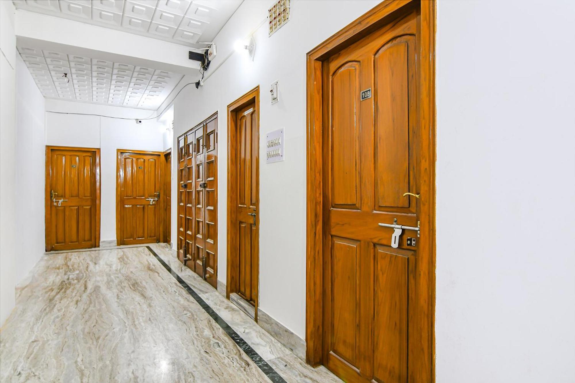 Fabexpress Astoria House Hotel Calcutta Exterior foto