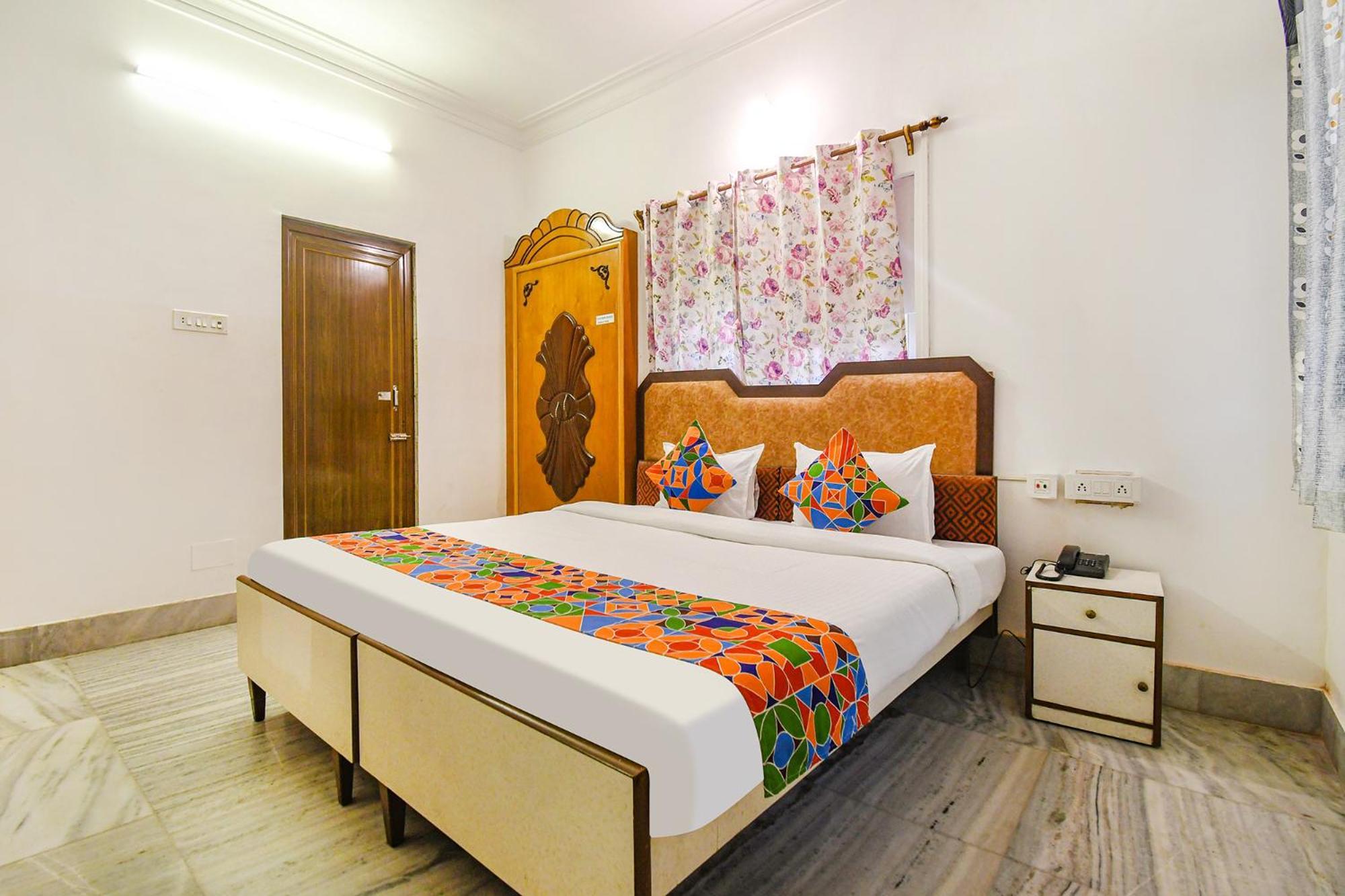 Fabexpress Astoria House Hotel Calcutta Exterior foto